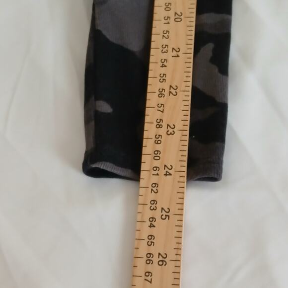 Athleta Women M Camo Print Midi Sweater Dress Gray/Black Tunic Athleisure Balanc - Picture 15 of 15